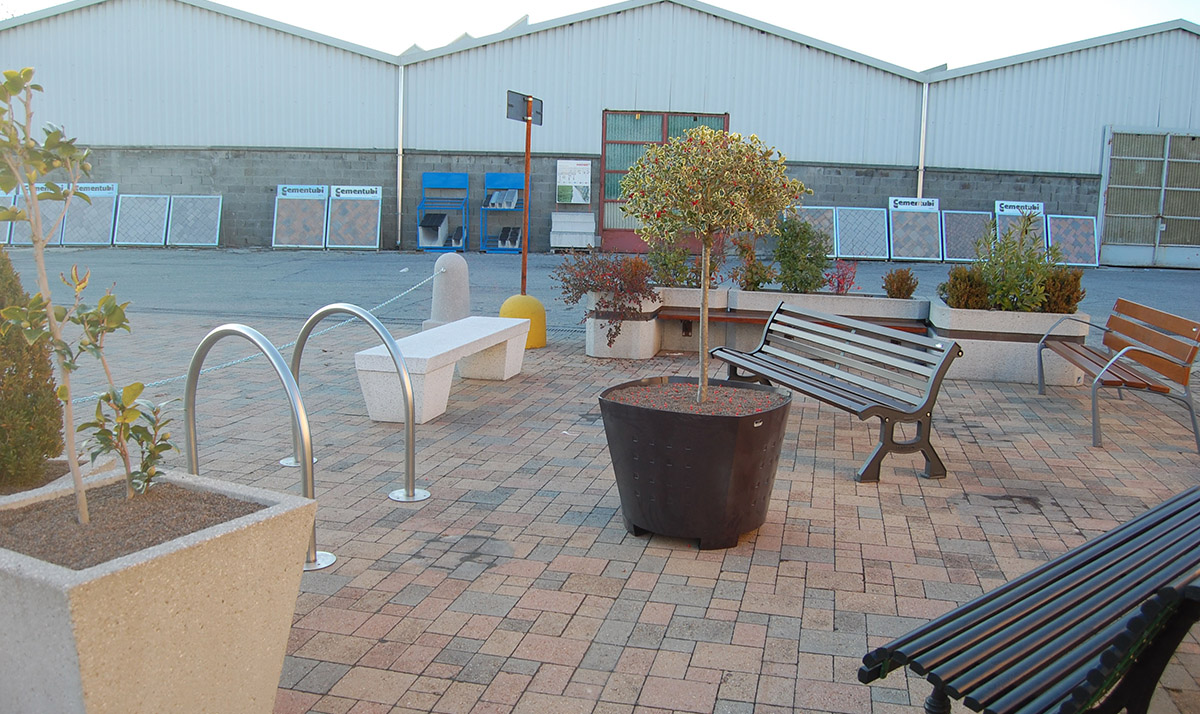 slide-esterno_0005_Livello-0